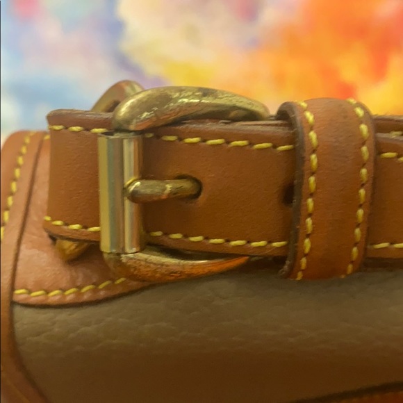 Vintage Dooney and Bourke Crossbody Small Carrier - Picture 8 of 10